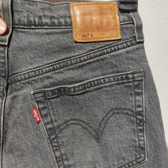 Levi's Premium 501 S Dark Wash Size 27 Skinny Jeans Fly Button Distressed - Picture 9 of 13